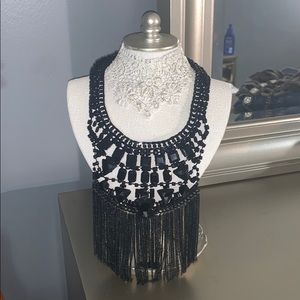 Elegant neck piece
